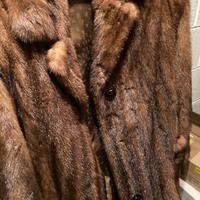 Pelliccia dí Visone taglia piccola ben tenuta