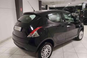 LANCIA Ypsilon 0.9 TwinAir 85 CV 5 porte Metano