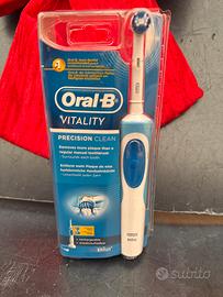 Spazzolino Oral B