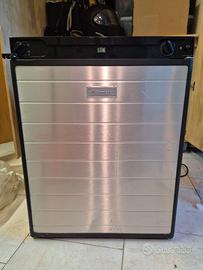 Frigorifero trivalente dometic rf60