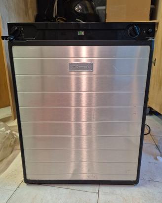 Frigorifero trivalente dometic rf60