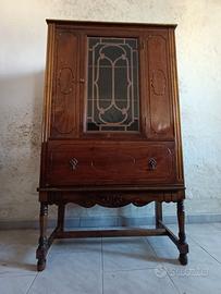 credenza in stile Giacobino