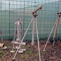 4 IRRIGATORI CON CAVALLETTO