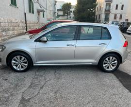 Volkswagen Golf VII