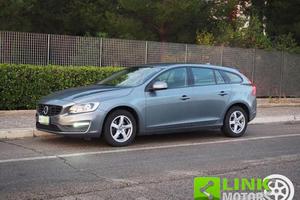 VOLVO V60 D2 Geartronic Kinetic