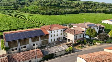 CASA DI CORTE A COLOGNOLA AI COLLI
