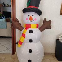 pupazzo di neve gonfiabile