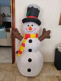 pupazzo di neve gonfiabile