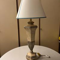 Lampada da tavolo