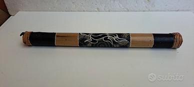 Bastone della pioggia (rainstick), strumento music