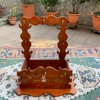 Porta oggetti da muro in legno artigianale