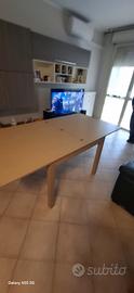 Tavolo Allungabile 100 x 100 + 4 Sedie 