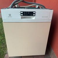 Lavastoviglie electrolux  da incasso