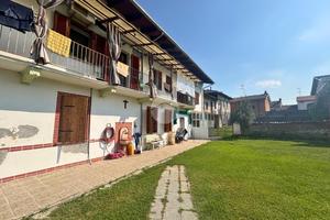 CASA INDIPENDENTE A BORGO VERCELLI