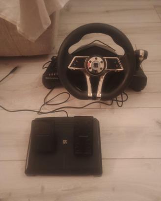 Volante e pedaliera per PS4