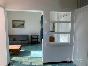 Cagliari, viale Buon Cammino, bivano ampio