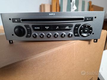 Auto radio Peugeot 308 anno 2010