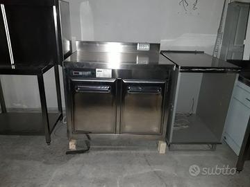 Retrobanco refrigerato acciaio inox  con motore