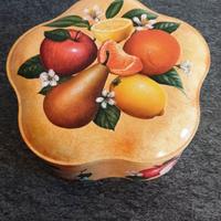 Contenitore in latta Balocco vintage