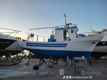 Barca da pesca con licenza