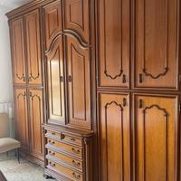 Camera da letto completa in noce nazionale