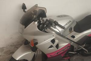 Honda fvr 750 storica