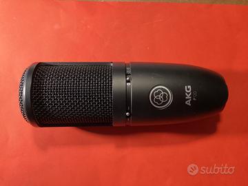 AKG P120 microfono a condensatore