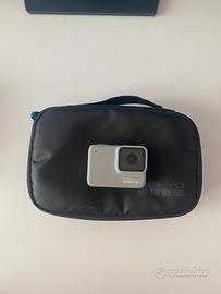GoPro Hero 7 White + accessori originali