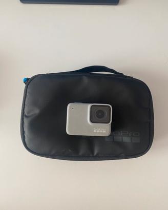 GoPro Hero 7 White + accessori originali