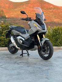 Honda x-adv 750