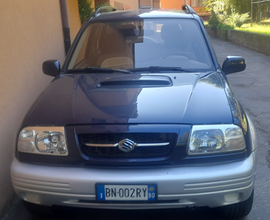 Jeep suzuki gran vitara anno 2000 .2.0td