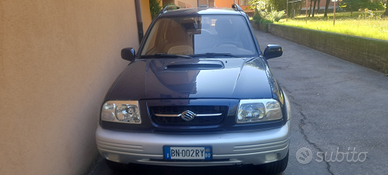 Jeep suzuki gran vitara anno 2000 .2.0td