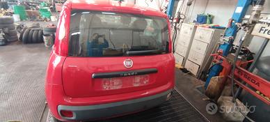Portellone paraurti stop Fiat panda 2018