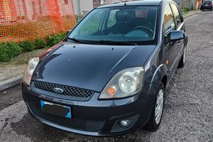 FORD FIESTA 1.4 tdci 