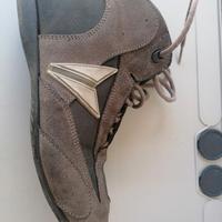 scarpe unisex  dainese. 
