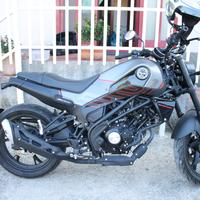 Benelli Leoncino 125