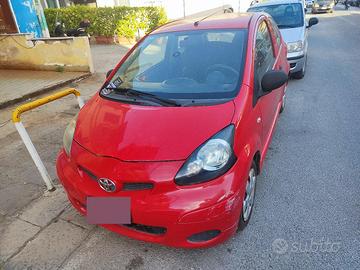 Toyota aygo 3 porte anno 2012