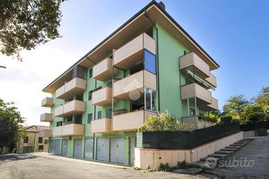 4 LOCALI A TORTORETO