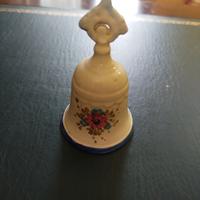Antica campanella in ceramica dipinta a mano.