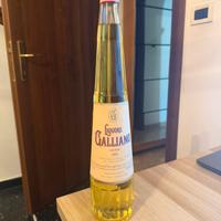 Bottiglia liquore galliano