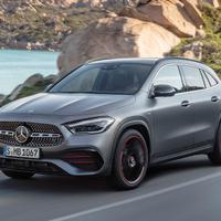 Mercedes gla ,glc disponibili ricambi auto 2021