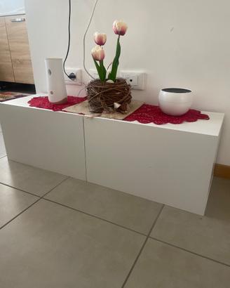 Mobile soggiorno sospeso