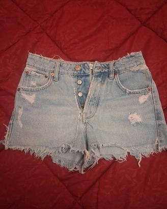 pantaloncini jeans Zara