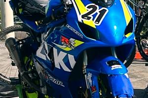 Suzuki GSX-R 600 K4 Pronto Pista