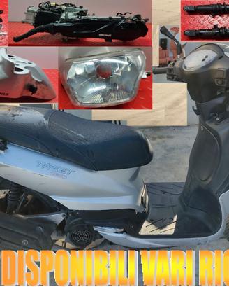 PEUGEOT TWEET 150cc  ANNO 2015 x RICAMBI
