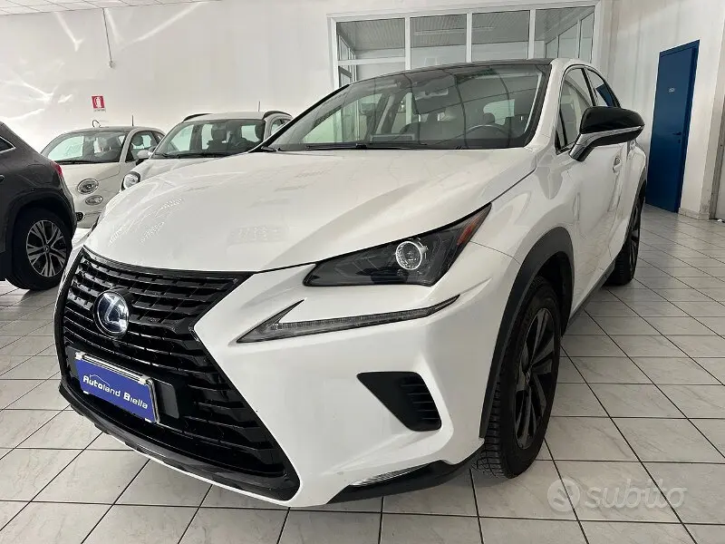 Lexus NX 1ª serie