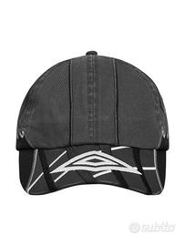 cappello umbro 