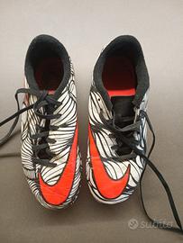Tacchetti 12 Nike Hypervenom Phatal II FG n. 38