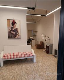 FIRENZE LEGNAIA VIA DEL POLLAIOLO fondo commercial