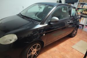 auto GPL di serie